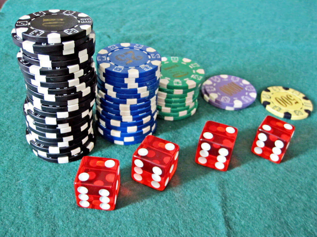 ¿Cómo ganar dinero en casinos online?